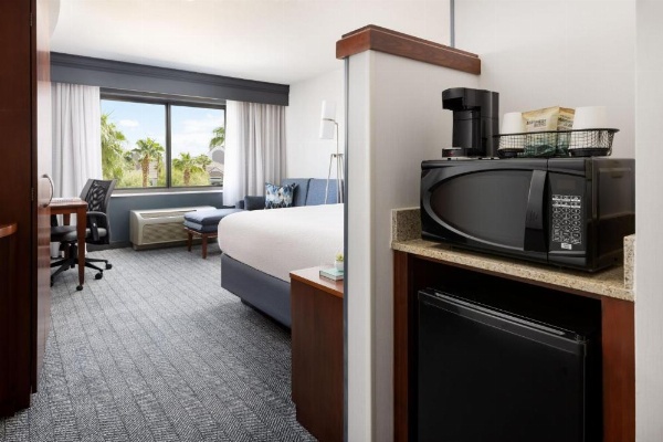 Courtyard By Marriott Las Vegas Stadium Area image 13